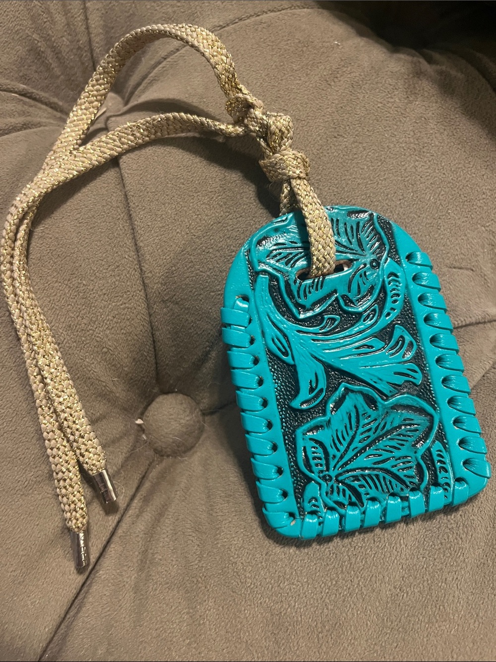 Consuela Leather Bag Tag turquoise with sparkly Tie Lace